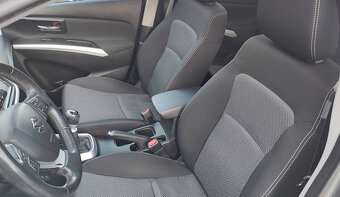Suzuki SX4 S-Cross 1.6 DDiS - 12