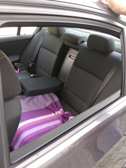 Predám BMW rada 3 E90 320d - 12