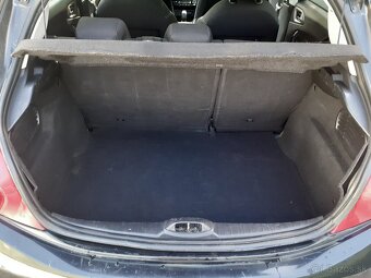 Peugeot 208 1.2 PureTech 60kW - 12