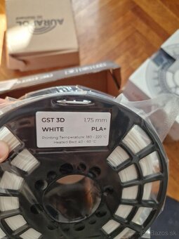 PRUSA MK3S+  (s filamentami) - 12