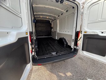 Ford Transit 2.0.TDCI L3H2 kúpené v SR - 12