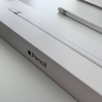Apple iPad 6th 2018 9,7" WiFi 32GB + Apple Pencil + obal - 12