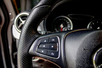 Mercedes-Benz B trieda 220 4matic A/T - 12