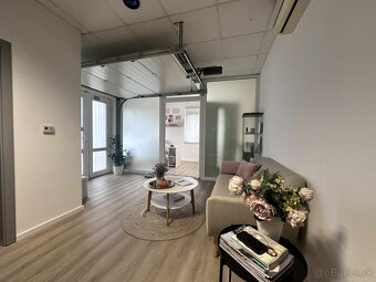 Na prenájom kompletne zariadený a funkčný salón manikúry a p - 12