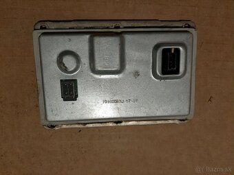 predám riadiacu jednotku xenónu - 12