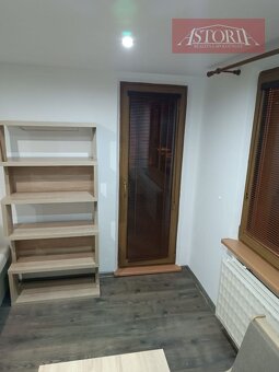 PRENÁJOM Krásny priestranný 3 izbový byt Martin - Košúty ul. - 12