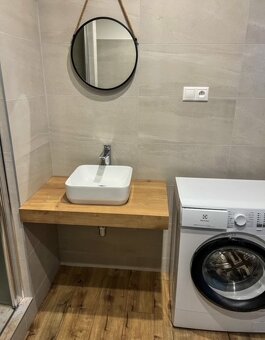 🏡 Na prenájom zrekonštruovaný 2-izbový byt s balkónom - 12