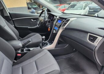 Hyundai i30 1.6-spotř.5l/100km - 12