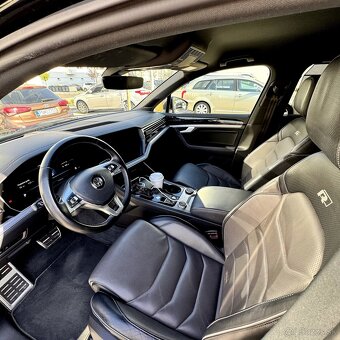 Touareg III 286k top stav ODPOČET DPH 111k km - 12