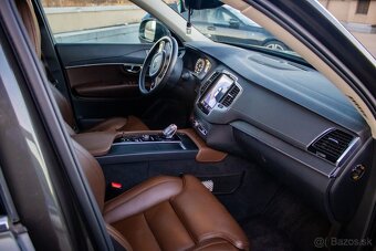 Volvo XC90 - 12