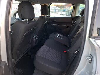 PEUGEOT 3008 1.6 HDI BUSINESS M6 - 12
