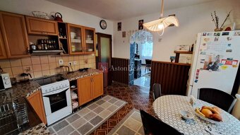 PREDAJ: Rodinný dom 6 izbový, pozemok 717m2, Liptovské Sliač - 12