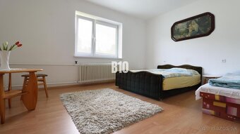 Dom Vitanová s velkorysým pozemkom - 12