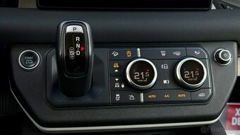 Land Rover Defender 110 3.0 I6 P400 MHEV X-Dynamic HSE A/T - 12