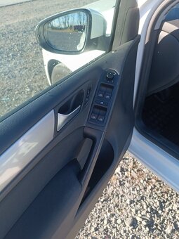 Predám VW Golf 1.2 TSI - 12