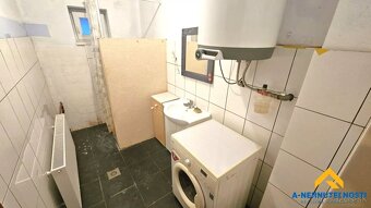 Dom s veľkým potenciálom – pokojná lokalita, veľký pozemok - 12
