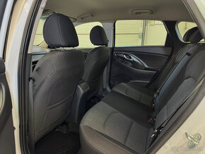 Hyundai i30, 1,0 T-GDI Smart kombi 120HP MT rv.3/2023 ZÁRUKA - 12