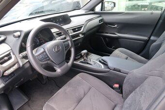 Lexus UX 250h Hybrid 135 kW (184 PS) - 12