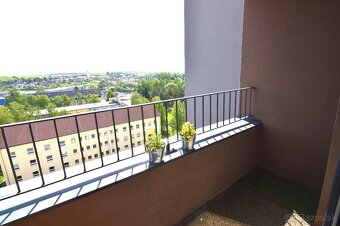 Na predaj 2-izbový byt vo výbornej lokalite - 12