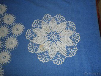 vyšívané a hačk obrusy  cibulak závesy zaclony - 12