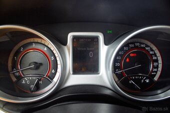 Fiat Freemont 2.0 16V MultiJet 125kW MT6 - 12