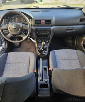 ŠKODA Octavia 1.6  Tour - 12