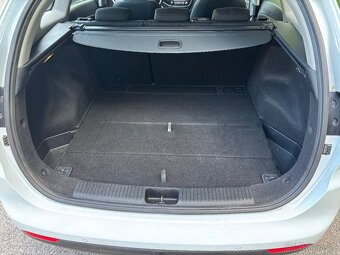Kia ceed sw - 12