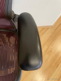 Herman Miller Aeron - veľkosť B - 12