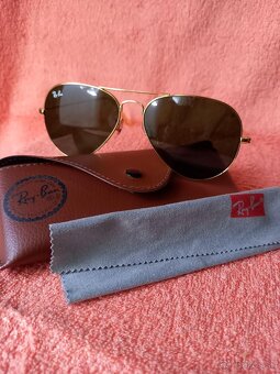 RAY-BAN -- nové - 12