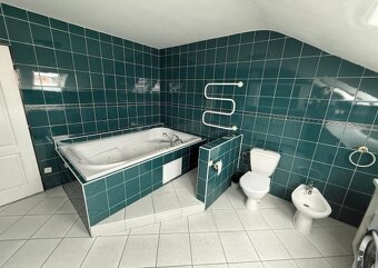 Polyfunkčný obytný dom v SNV - 12