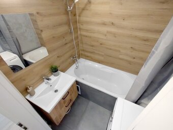 ✅ ČERSTVO ZREKONŠTRUOVANÝ 1.5i BYT PRIAMO V CENTRE - 12