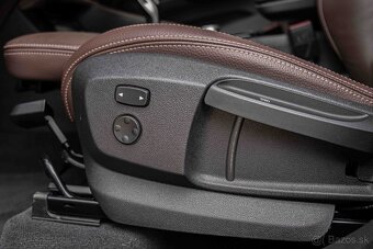 BMW X1 xDrive 25d xLine A/T / ODPOČET DPH - 12