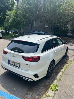 KIA Ceed sw GT-Line, 37 000km, manuál, benzín - 12