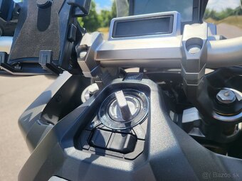 Predám HONDA x - adv - 12