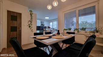 6. izbový, priestranný 232 m2 RD, s garážou a bazénom-komple - 12