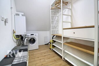 AKTUALNE Šikovný podkrovný byt v úplnom centre mesta - 2i be - 12