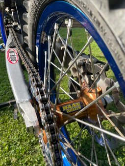 Yamaha yzf 250 - 12