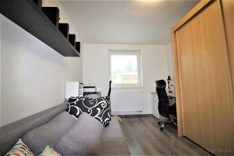 PREDAJ - RODINNÝ DOM - SLEPČANY - 12