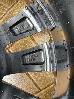 yaris cross  215/55 r17 92v 17x7j et50 zimné - 12