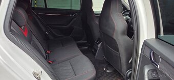Škoda Octavia Combi RS 4X4 2.0TDi 6-stupňová DSG bez AdBlue - 12