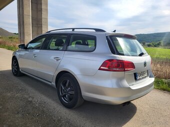 Volkswagen passat b7 variant 2.0 tdi - 12