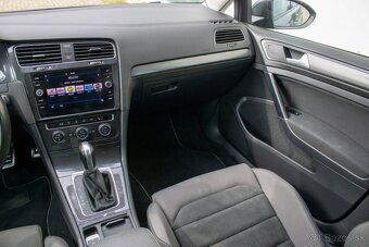 Volkswagen Golf Variant. - 12