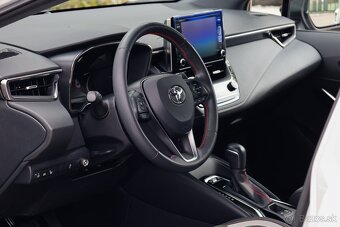Toyota Corolla Combi TS 1.8 Hybrid e-CVT GR Sport - 12