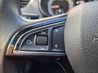 Škoda Octavia Combi 1.6 TDI 115k Style DSG - 12