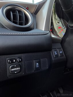 Toyota Rav4 2.0 D-4D - 12