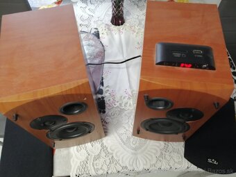 Bluetooth sal štúdiové aktívne reprobedne - 12