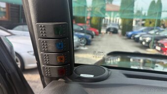Jeep Wrangler 3.6L V6 VVT Rubicon A/T - 12