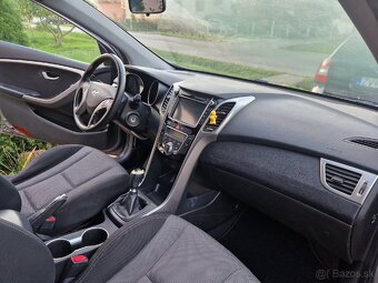 Hyundai i30 1.6CRDI 94kw - 12