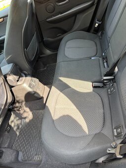 BMW rad 2 Active Tourer Combi 80kw - v perfektnom stave - 12