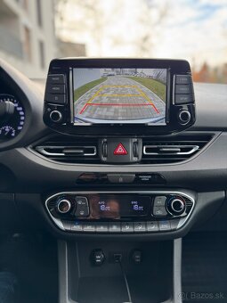 Hyundai i30 CW 2021, 1.6 CRDi Family, automat, DPH - 12